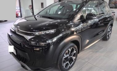 c3 aircross nera in arrivo
